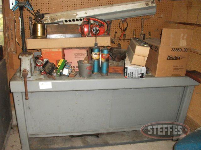 Cabinet including contents - Tools_2.jpg